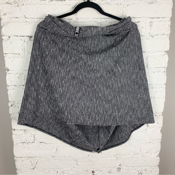 Lululemon Vinyasa Scarf Space Grey Black Infinity Convertible Shawl Scarf - Picture 7 of 10